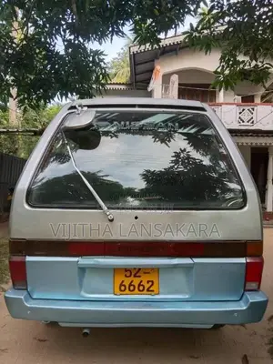 Nissan LARGO 1989 Van (Used)