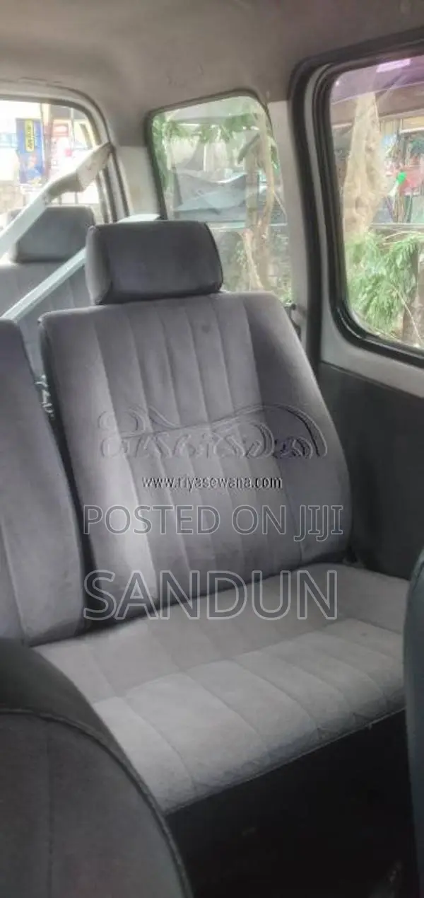 Suzuki Every 1999 Van (Used)