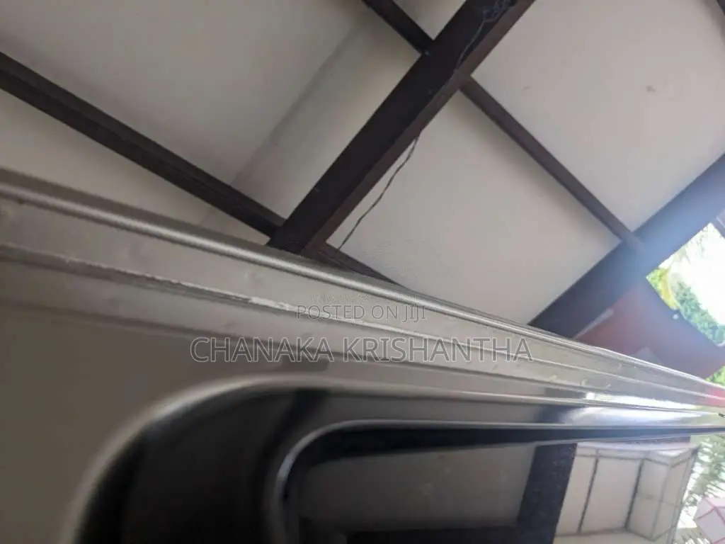 Nissan Caravan 1998 Van (Used)