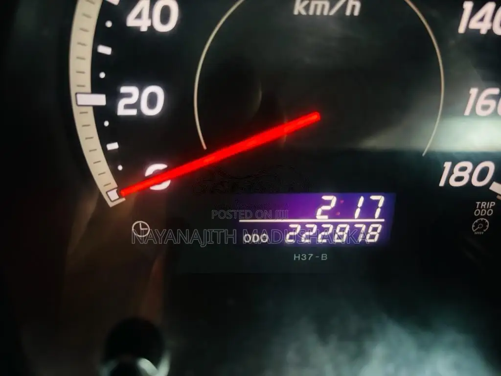 Toyota KDH 2007 Van (Used)