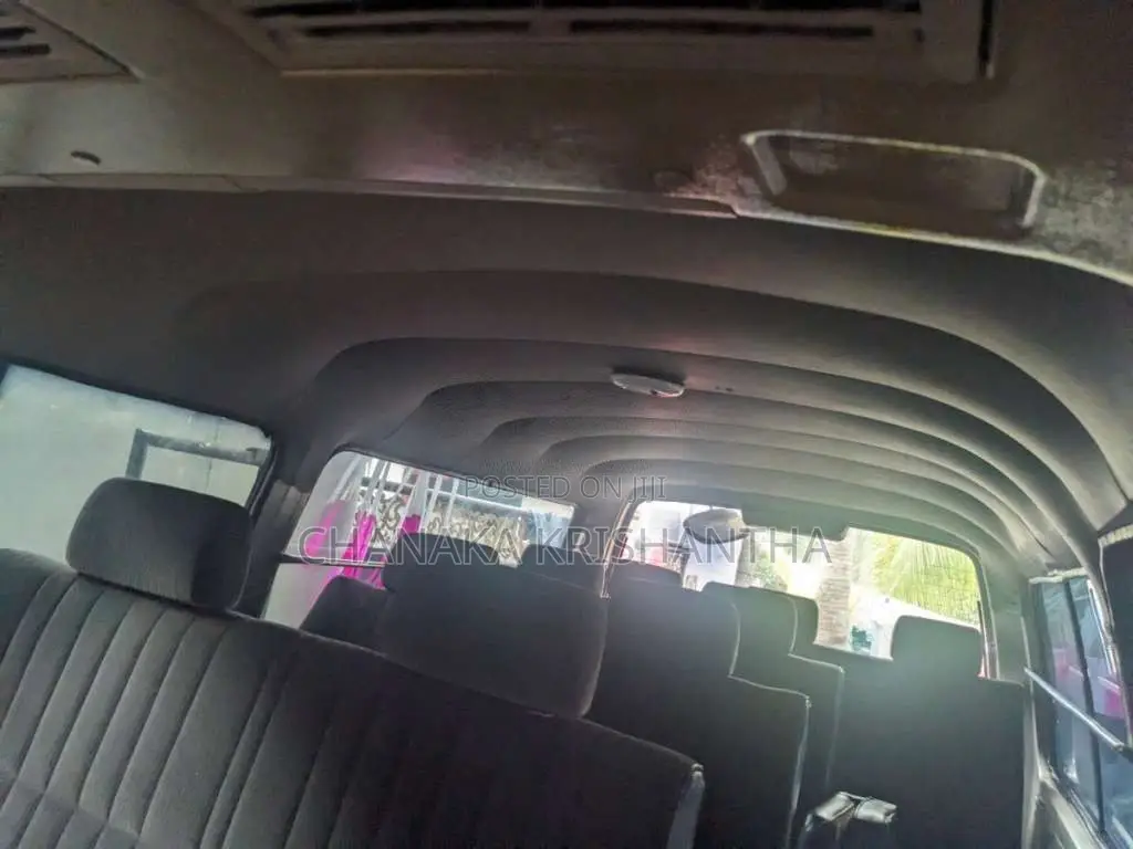 Nissan Caravan 1998 Van (Used)