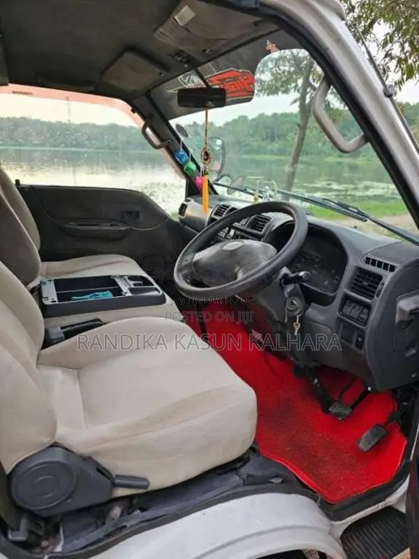 Mazda Bongo Lion Face 2007 Van (Used)