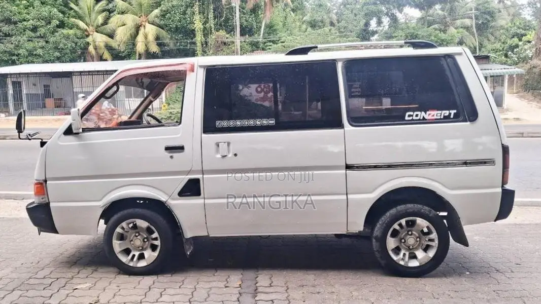 Nissan Vanette 1991 Van (Used)