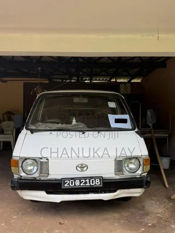 Toyota LiteAce 1982 Van (Used)