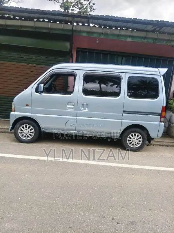 Suzuki Every Semi Join 2001 Van (Used)