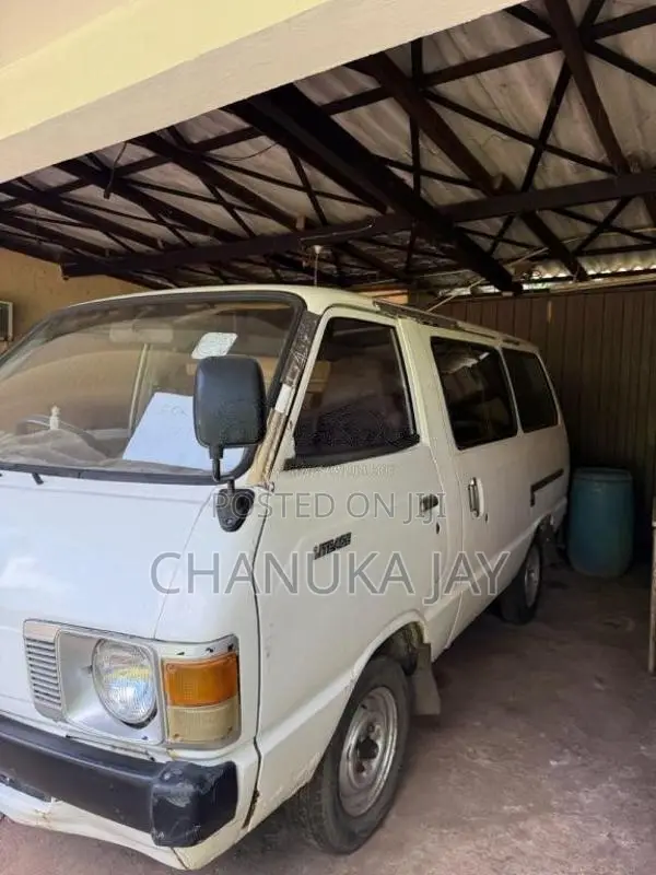 Toyota LiteAce 1982 Van (Used)