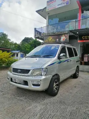 Toyota Townace Noah Kr42 2002 Van (Used)