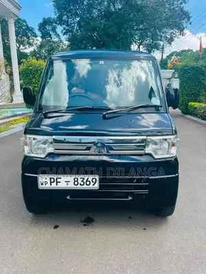 Mitsubishi MiniCab 2015 Van (Used)