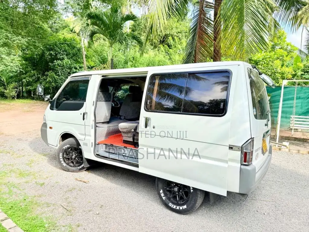 Nissan Vanette 2006 Van (Used)