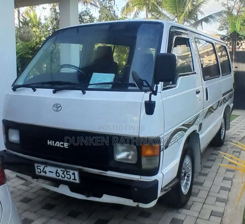 Toyota Shell 1993 Van (Used)