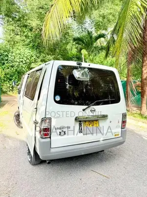 Nissan Vanette 2006 Van (Used)