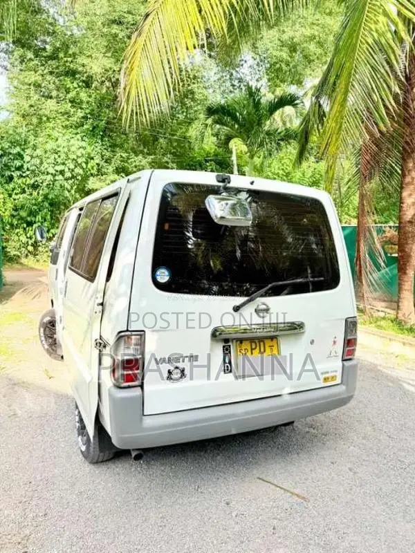 Nissan Vanette 2006 Van (Used)