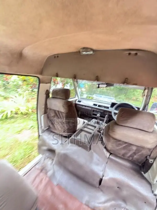 Nissan Vanette 1993 Van (Used)