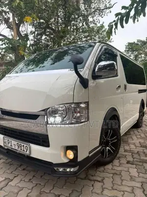 Toyota HIACE 2016 Van (Used)