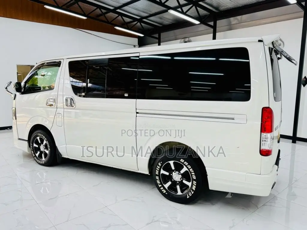 Toyota Kdh Super Gl 201 2013 Van (Used)