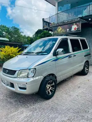Toyota Townace Noah Kr42 2002 Van (Used)