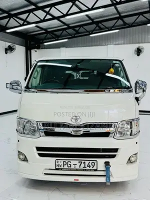 Toyota Kdh Super Gl 201 2013 Van (Used)
