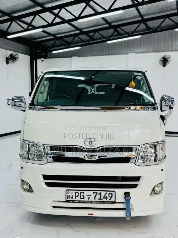 Toyota Kdh Super Gl 201 2013 Van (Used)