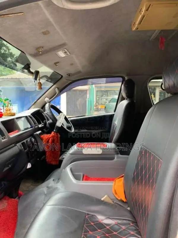 Micro Tourer 2013 Van (Used)