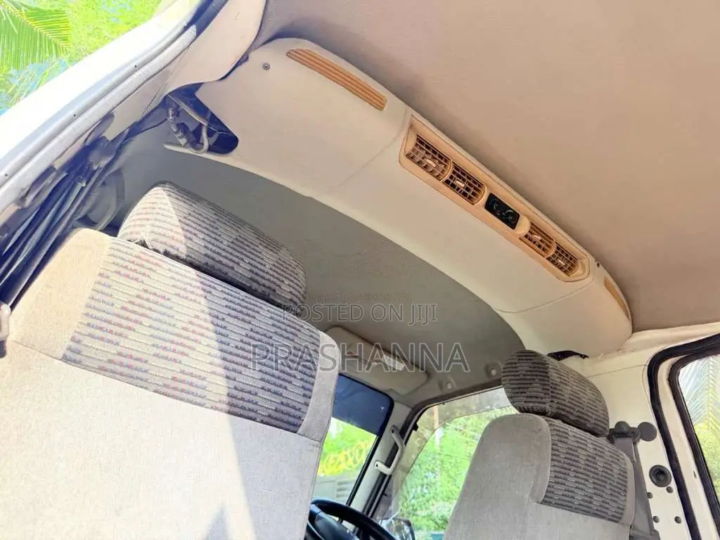Nissan Vanette 2006 Van (Used)