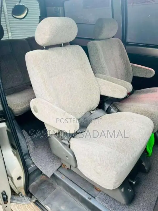 Toyota Townace Noah Kr42 2002 Van (Used)