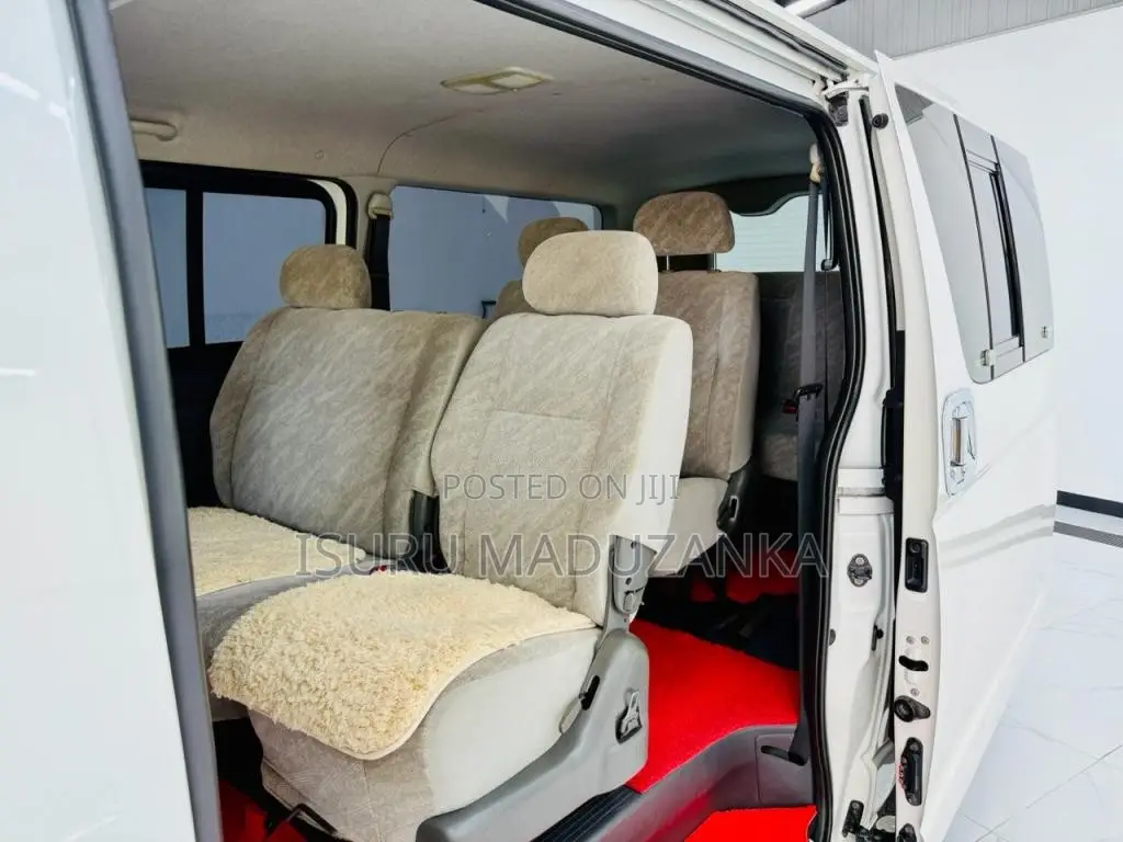 Toyota Kdh Super Gl 201 2013 Van (Used)