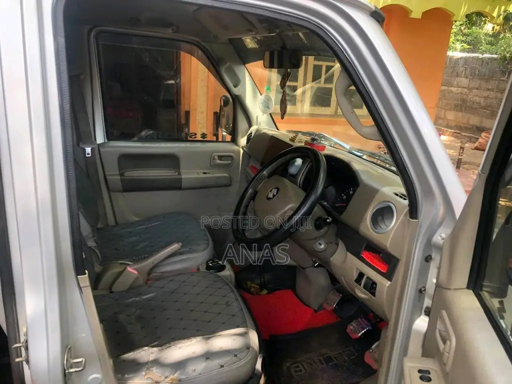 Suzuki Every 2015 Van (Used)