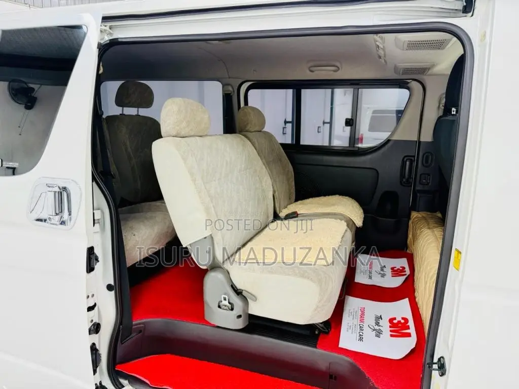 Toyota Kdh Super Gl 201 2013 Van (Used)