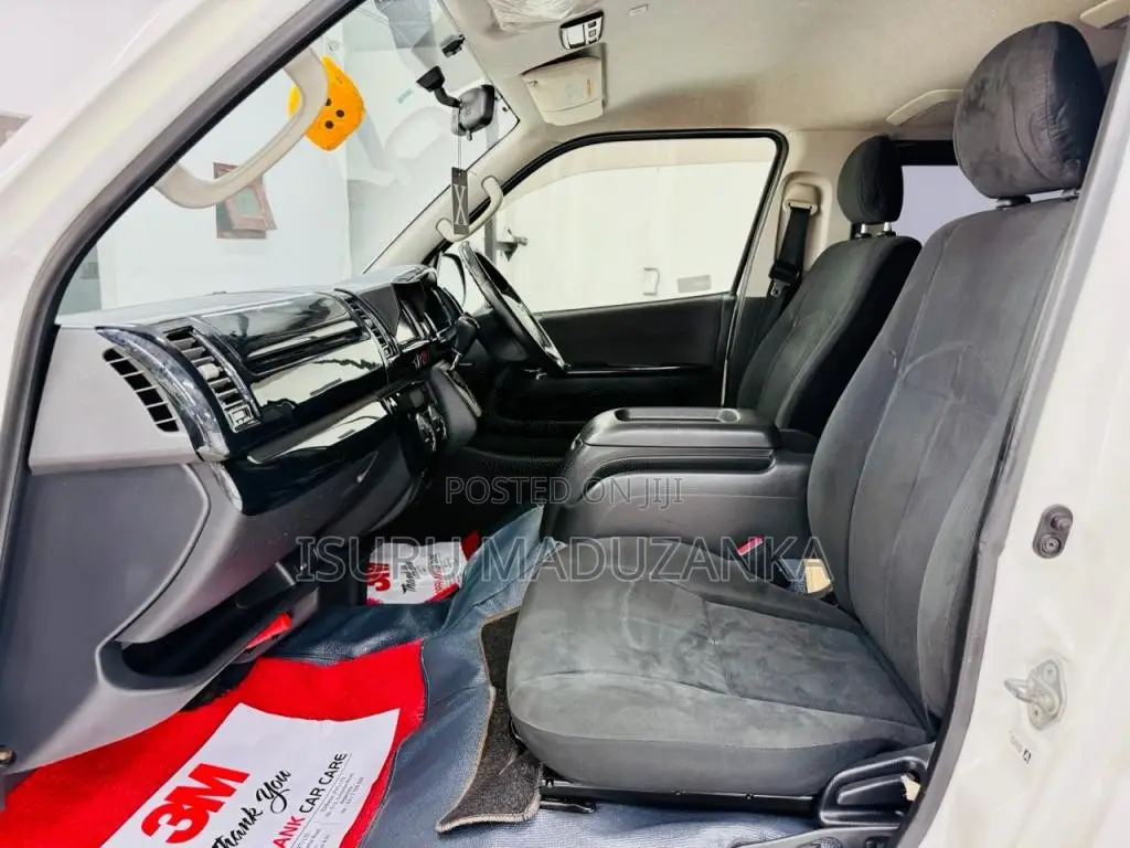 Toyota Kdh Super Gl 201 2013 Van (Used)