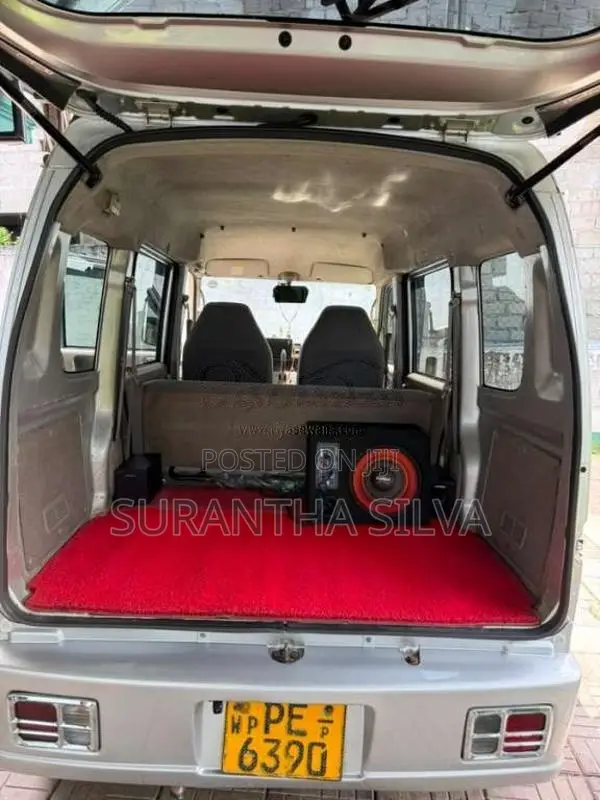 Suzuki DA64 2012 Van (Used)