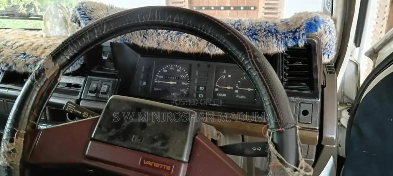 Nissan Vanette 1987 Van (Used)