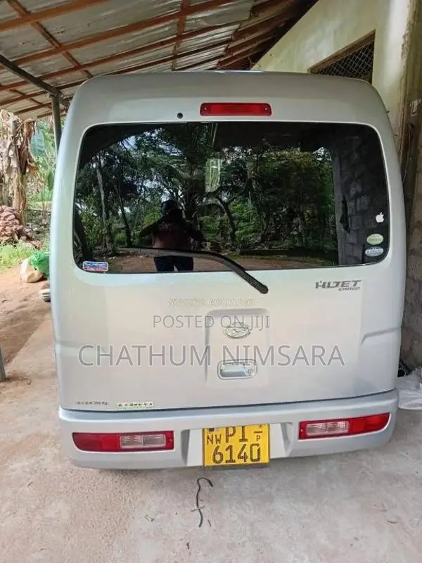 Daihatsu Hijet 2015 Van (Used)