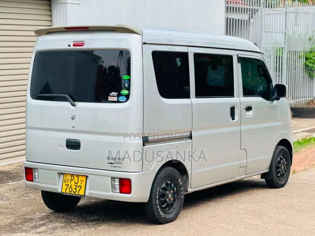 Suzuki Every 2015 Van (Used)