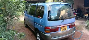 Nissan Serena 1994 Van (Used)