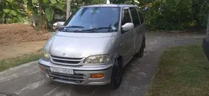 Nissan SERENA 1994 Van (Used)