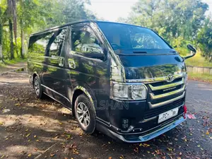 Toyota KDH 200 SUPER GL 2007 Van (Used)