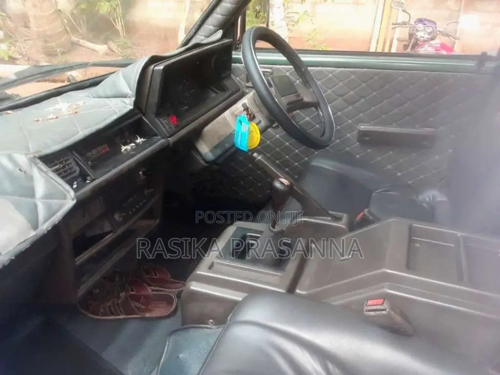 Nissan Vanette 1994 Van (Used)