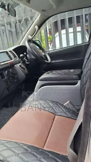 Toyota KDH 201 2008 Van (Used)