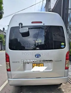 Toyota KDH 201 2008 Van (Used)