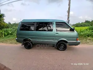 Nissan Vanette VX 1991 Van (Used)