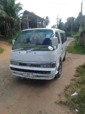 Nissan Caravan 1991 Van (Used)