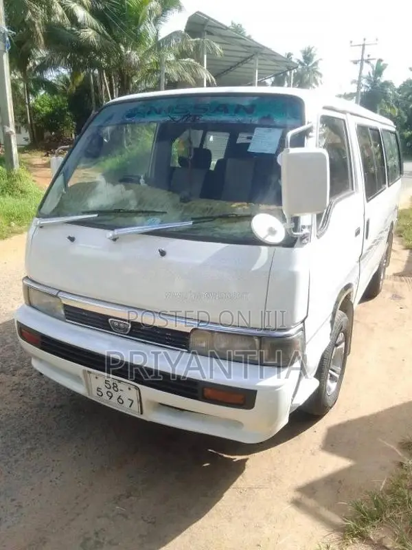 Nissan Caravan 1991 Van (Used)