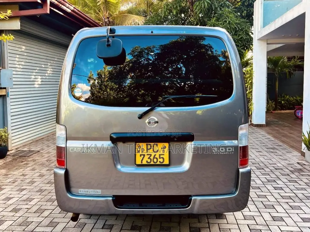 Nissan Caravan E25 Long Model 2007 Van (Used)