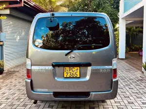 Nissan Caravan E25 Long Model 2007 Van (Used)