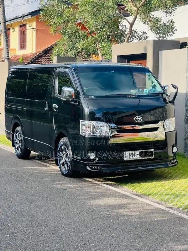 Toyota KDH 201 Super GL DARK PRIME 2017 Van (Used)