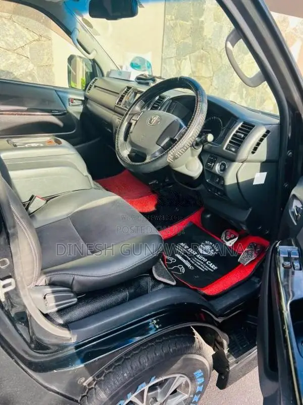 Toyota KDH 201 Super GL DARK PRIME 2017 Van (Used)