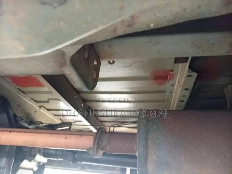 Isuzu Fargo 1993 Van (Used)
