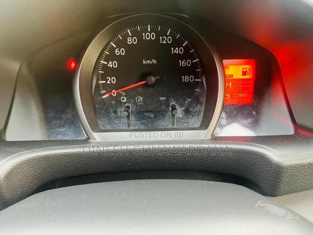 Nissan NV200 2015 Van (Used)