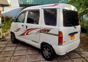 Daihatsu Hijet 2000 Van (Used)