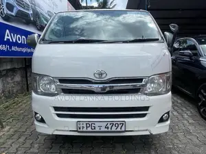 Toyota KDH 2012 Van (Used)